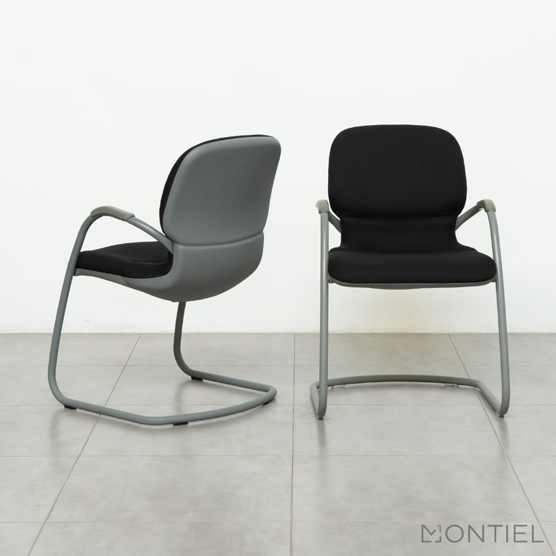 Silla Confidente Tapizada Sensor de Steelcase - Montiel