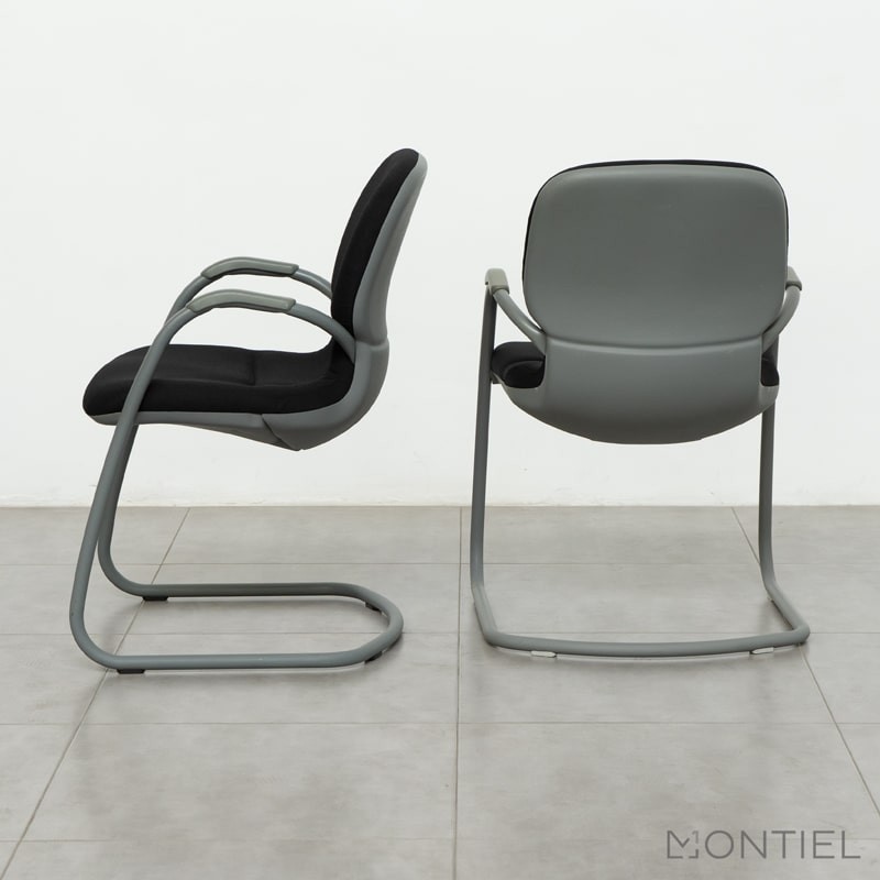 Silla Confidente Tapizada Sensor de Steelcase - Montiel