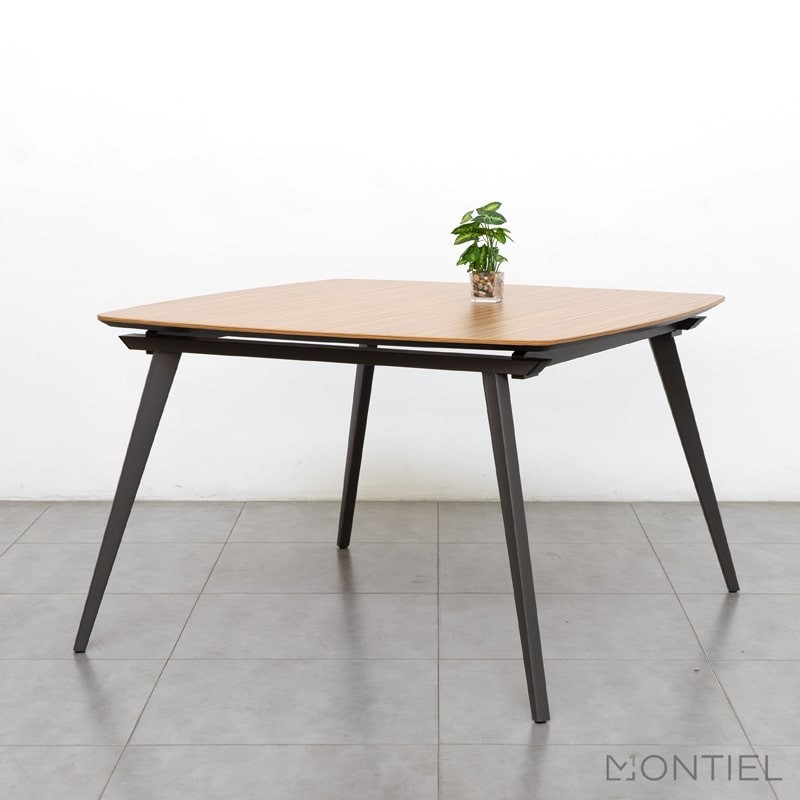 mesa reuniones cuadrada barata