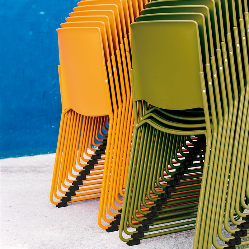 Silla de diseño EMA de ENEA - Muebles Montiel