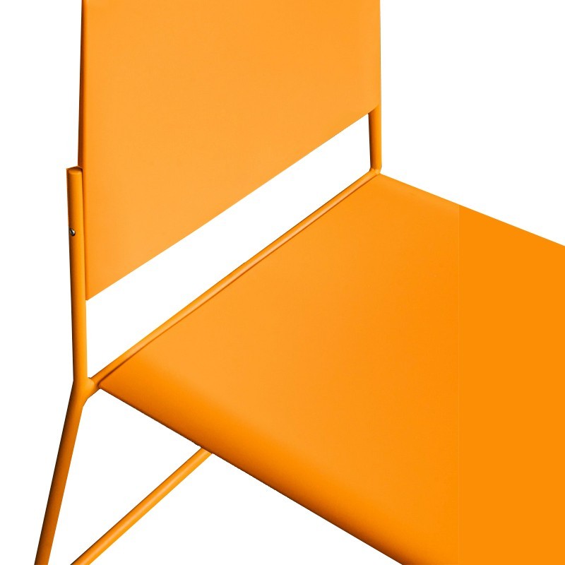 Silla de diseño EMA de ENEA - Muebles Montiel