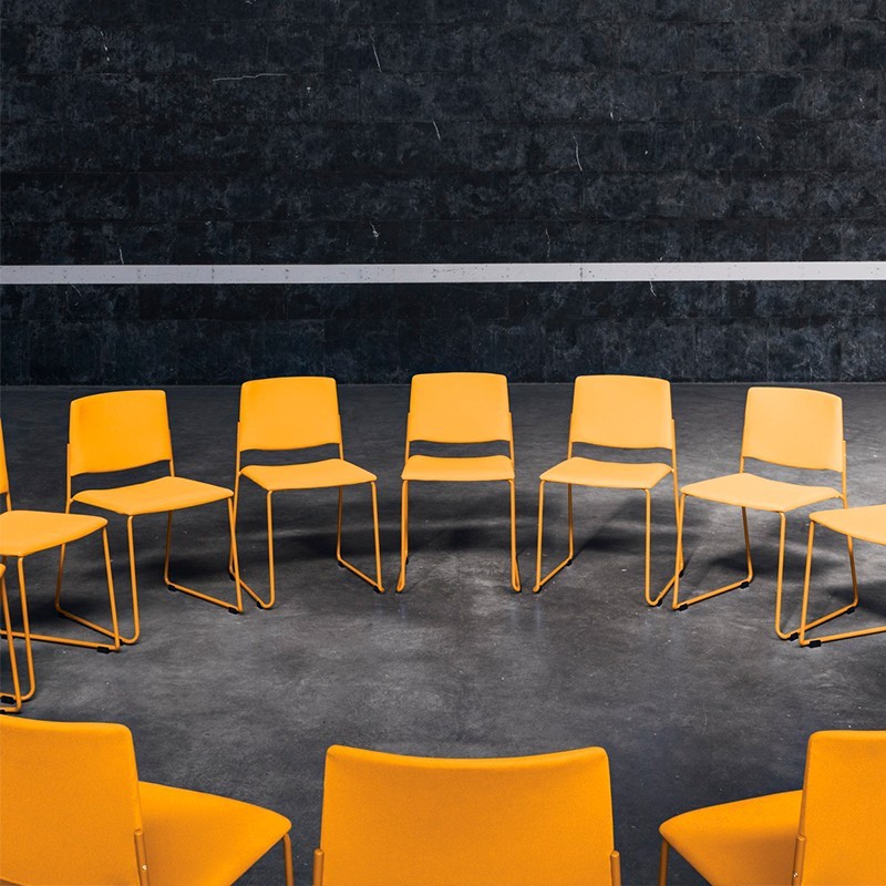 Silla de diseño EMA de ENEA - Muebles Montiel