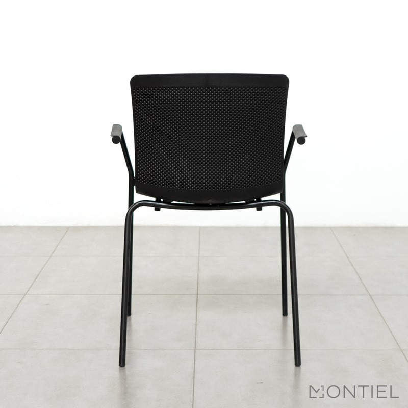 Silla 4 patas con Brazos Negra Glove de Forma5 - Montiel