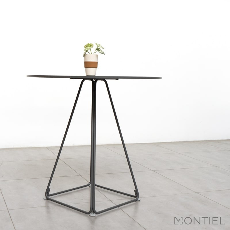 Mesa Auxiliar Redonda Grafito de Diseño de Pedrali