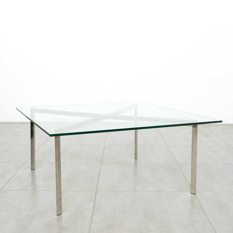 Mesa Auxiliar Cristal Inspiración Barcelona Table - Montiel