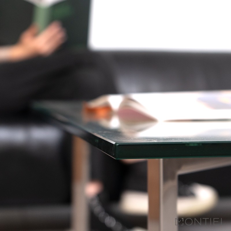 Mesa Auxiliar Cristal Inspiración Barcelona Table - Montiel