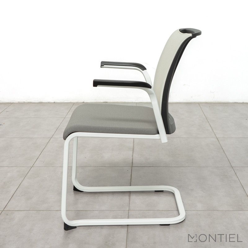 Silla Confidente Respaldo de malla Eastside - Steelcase