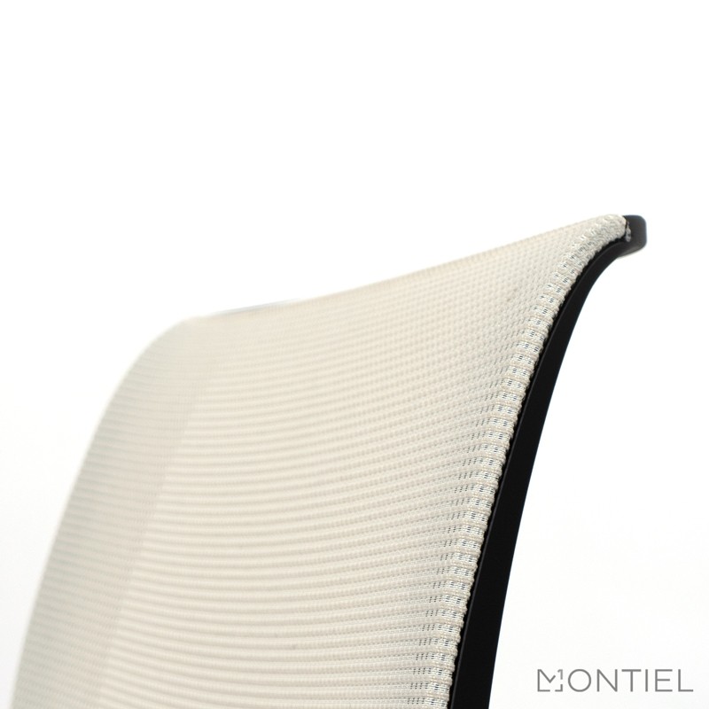 Silla Confidente Respaldo de malla Eastside - Steelcase