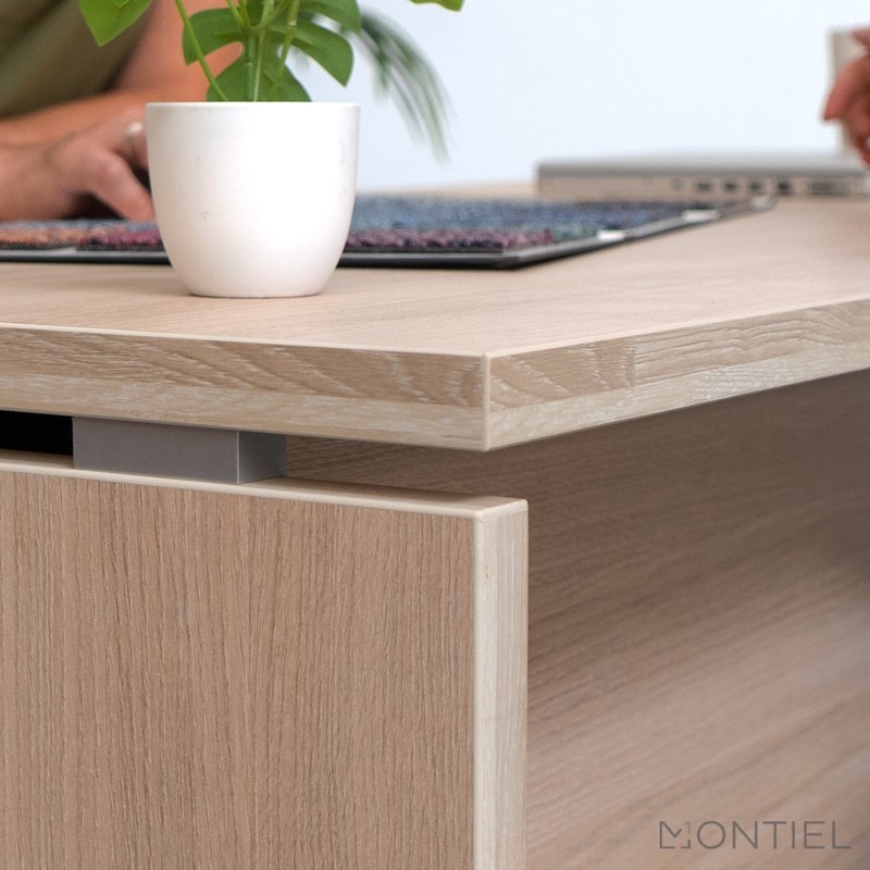 ▷ Mesa de Despacho con Faldón H2 de Herpesa | Oficinas Montiel