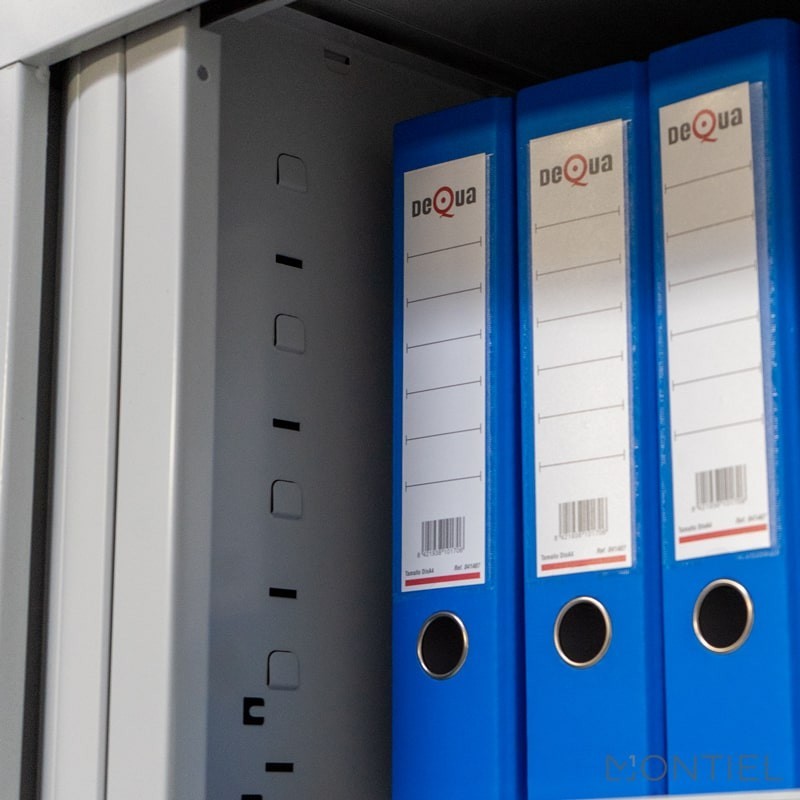 Armario Alto Metálico con Llave de MoreSquared - Montiel