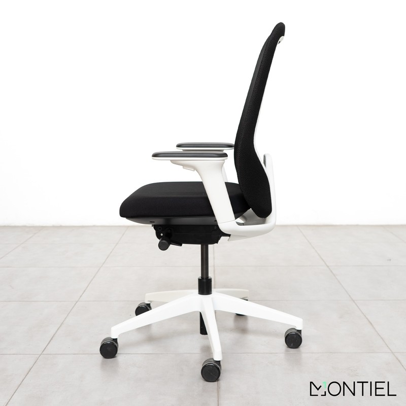 Silla Oficina Respaldo Malla Aura de Dynamobel - Montiel