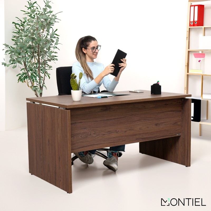 ▷ Mesa de Despacho con Faldón H2 de Herpesa | Oficinas Montiel