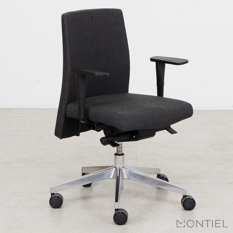 Silla Escritorio Giratoria con brazos Muga de Akaba