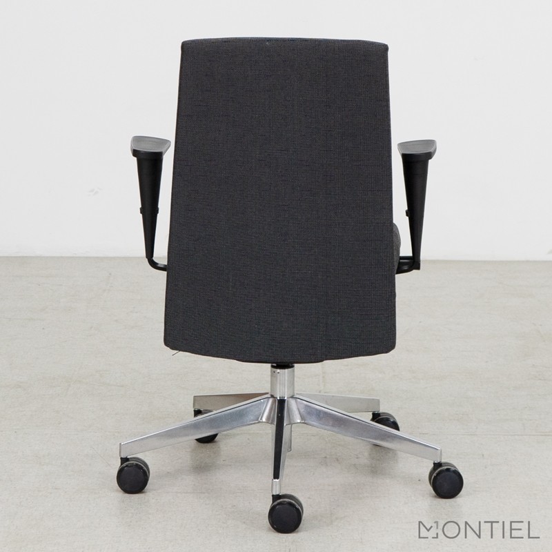 Silla Escritorio Giratoria con brazos Muga de Akaba