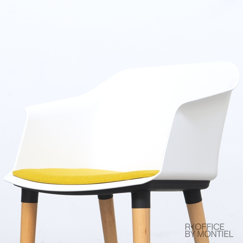 Silla Blanca Confidente Estilo Nórdico Aurora de Ofita - Montiel