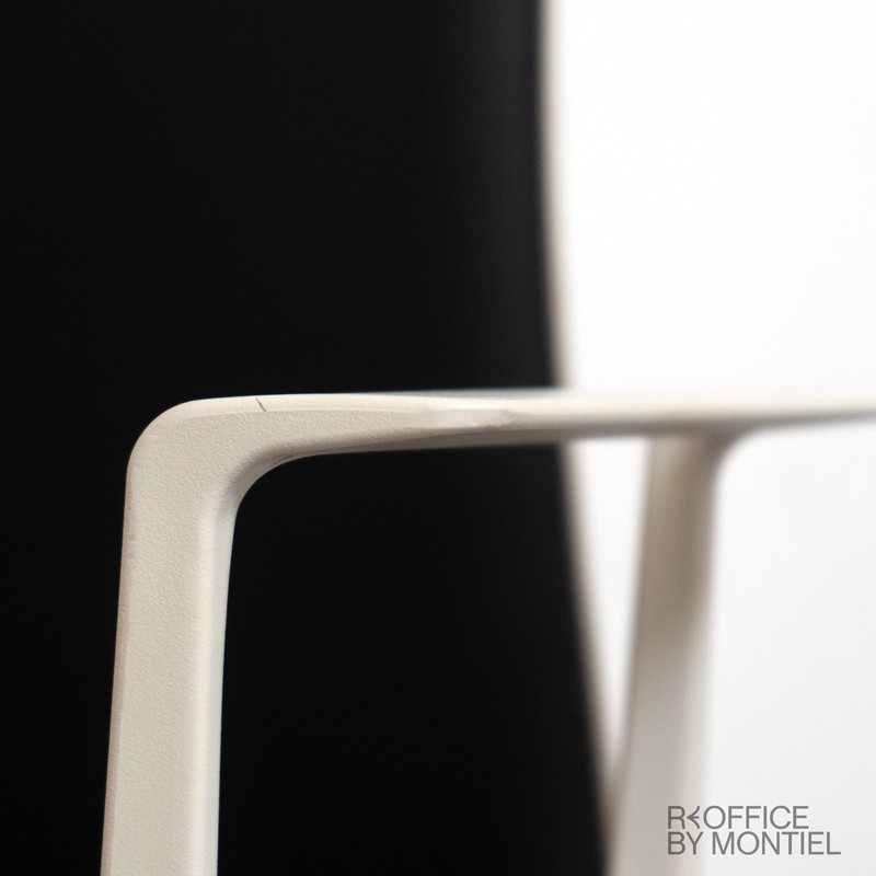 Silla Oficina Ergonómica con brazos de Akaba - Reoffice