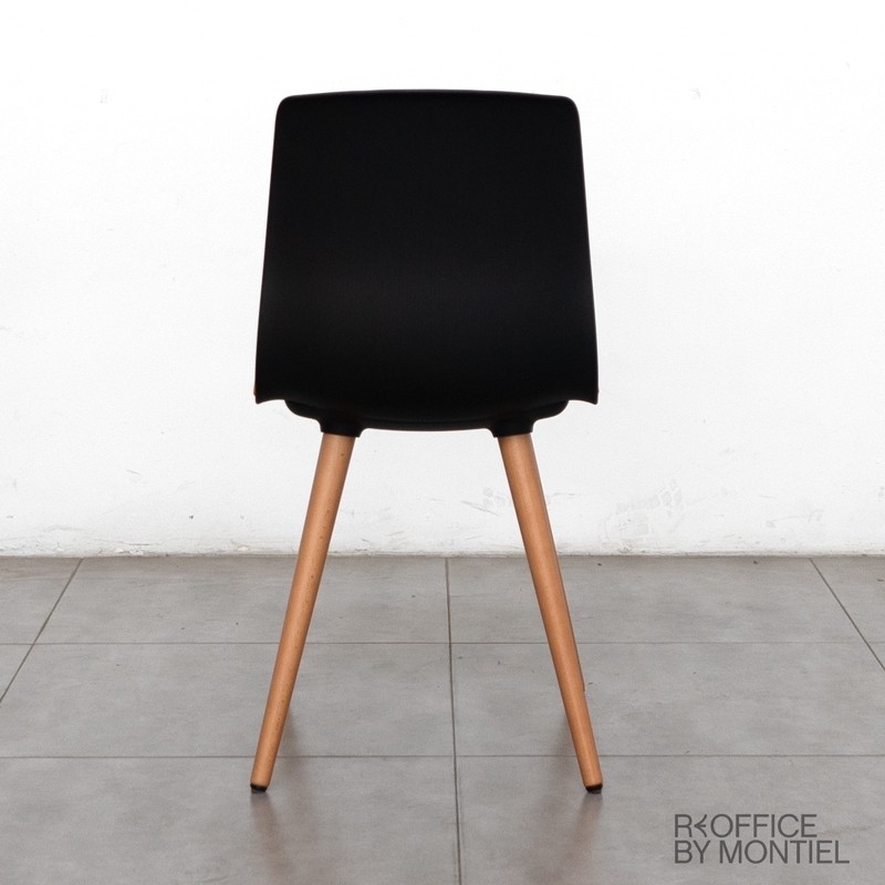 Silla patas Madera para Salas de Espera Noom 50 de Actiu