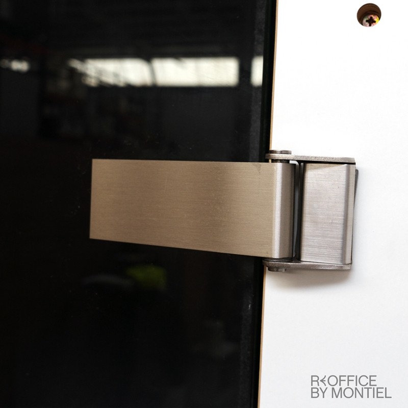 Cabina fonoabsorbente para Oficinas Vetrospace de Ofita