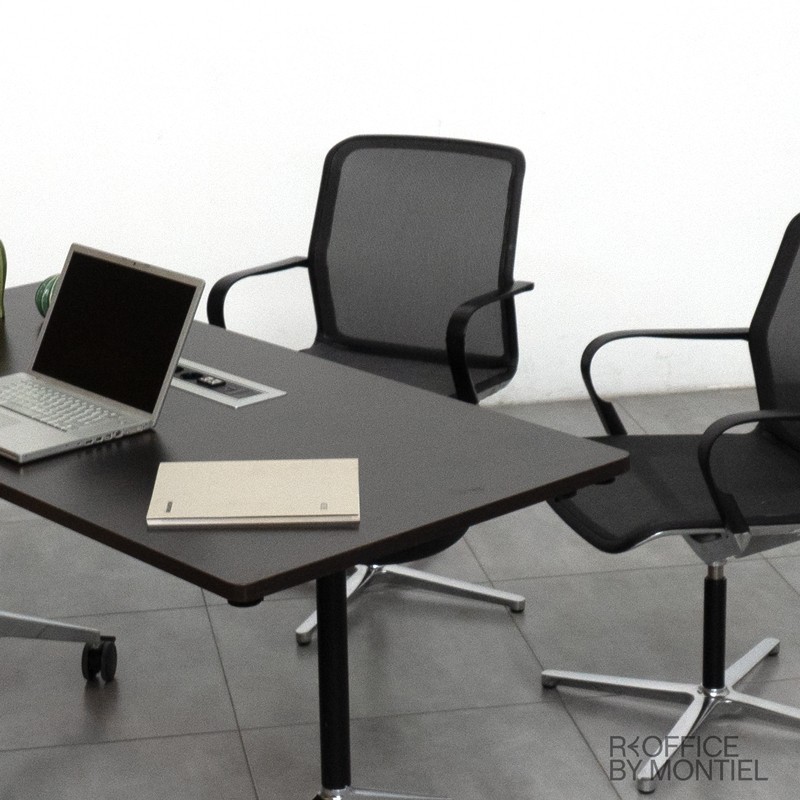 Silla Confidente de Malla Negra Filo de Bene - Reoffice