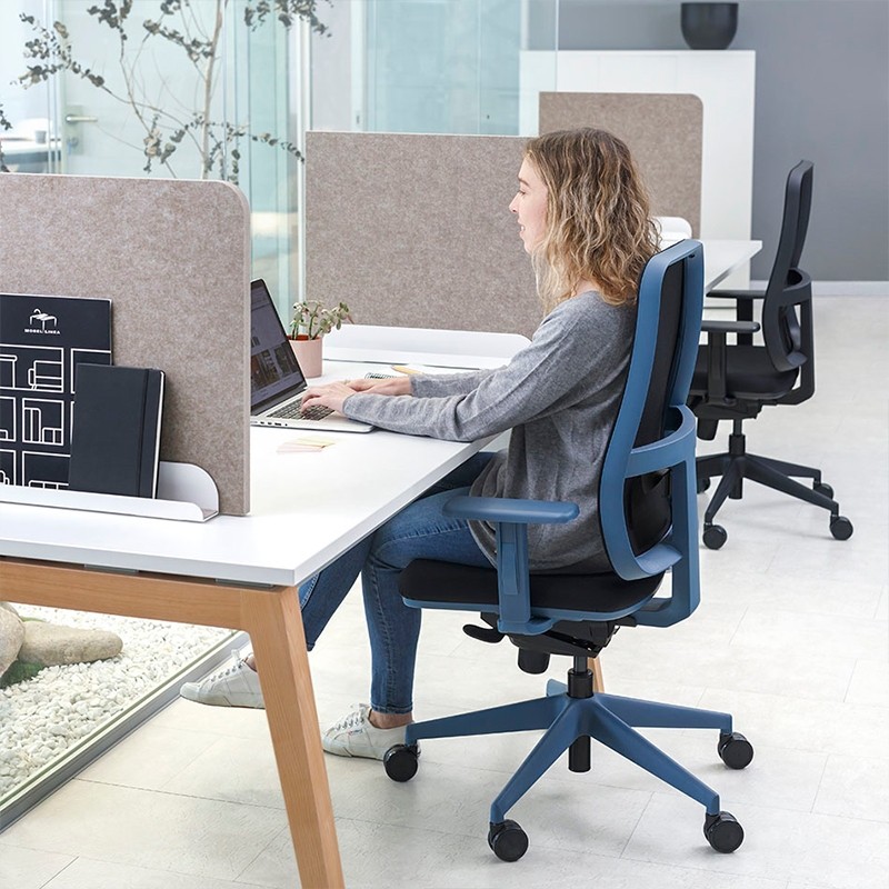 Silla Escritorio Giratoria Move de Mobel Línea - Montiel