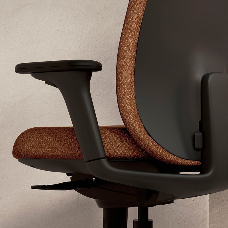 Silla Escritorio Giratoria Halo de Mobel Línea - Montiel