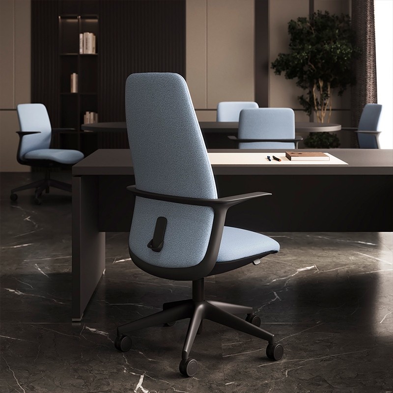 Silla Escritorio Giratoria Levita de Mobel Línea - Montiel