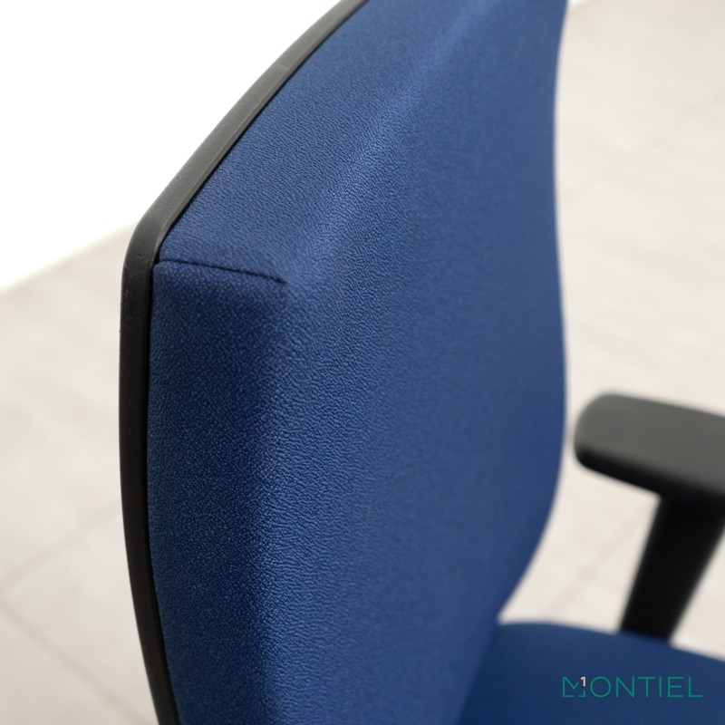 Silla Ergonómica Oficina Nova de Gil Estévez - Montiel