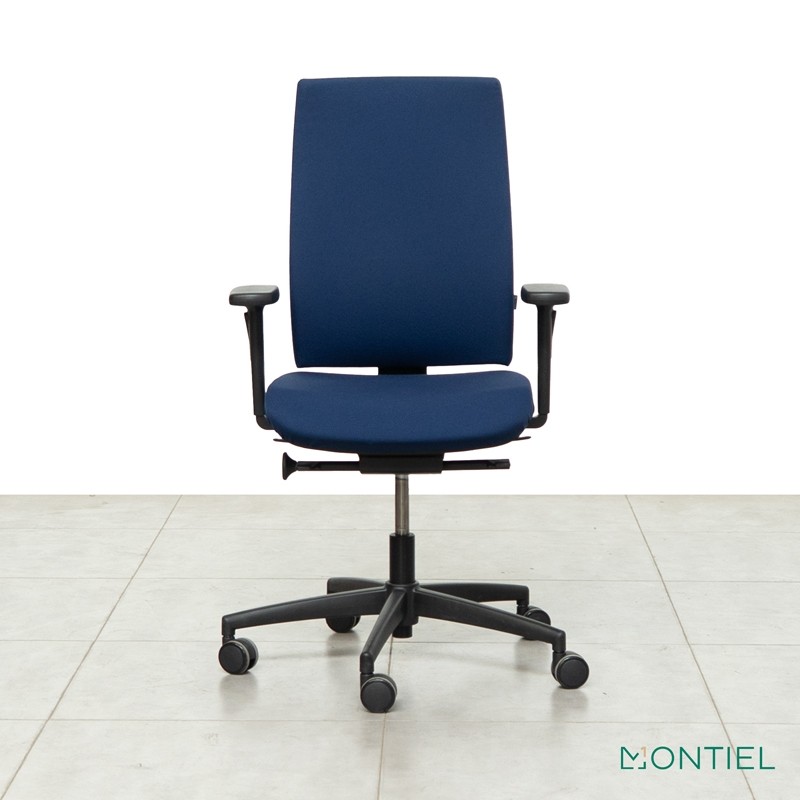 Silla Ergonómica Oficina Nova de Gil Estévez - Montiel