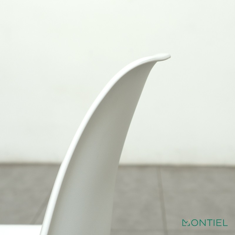 Silla Blanca Estilo Nórdico Akua - Montiel