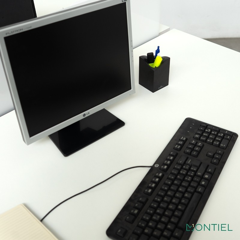 Mesa Multipuesto Oficina BlancoTec de Dynamobel - Montiel