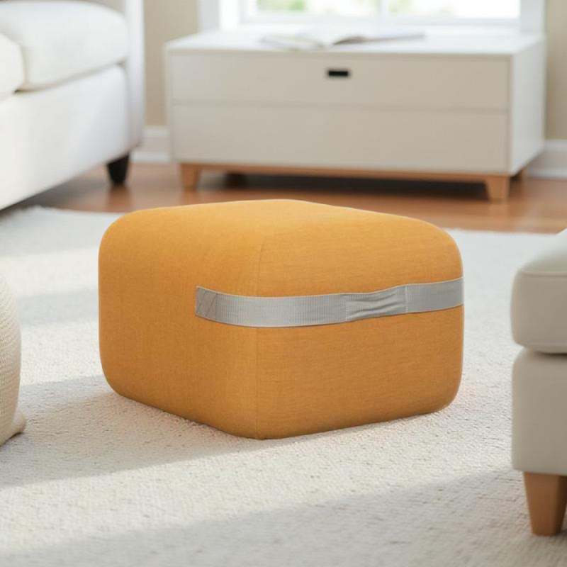 Puff Mostaza con Ruedas Diseño Season de Viccarbe - Montiel