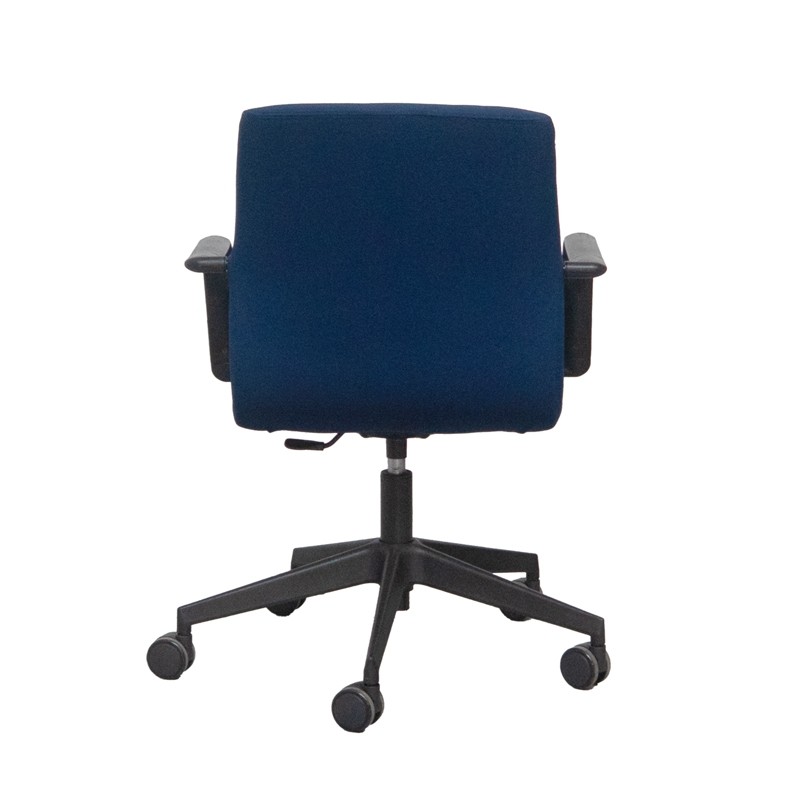 Silla Giratoria Plástico Negro Tapizada de Gil Estevez - Montiel