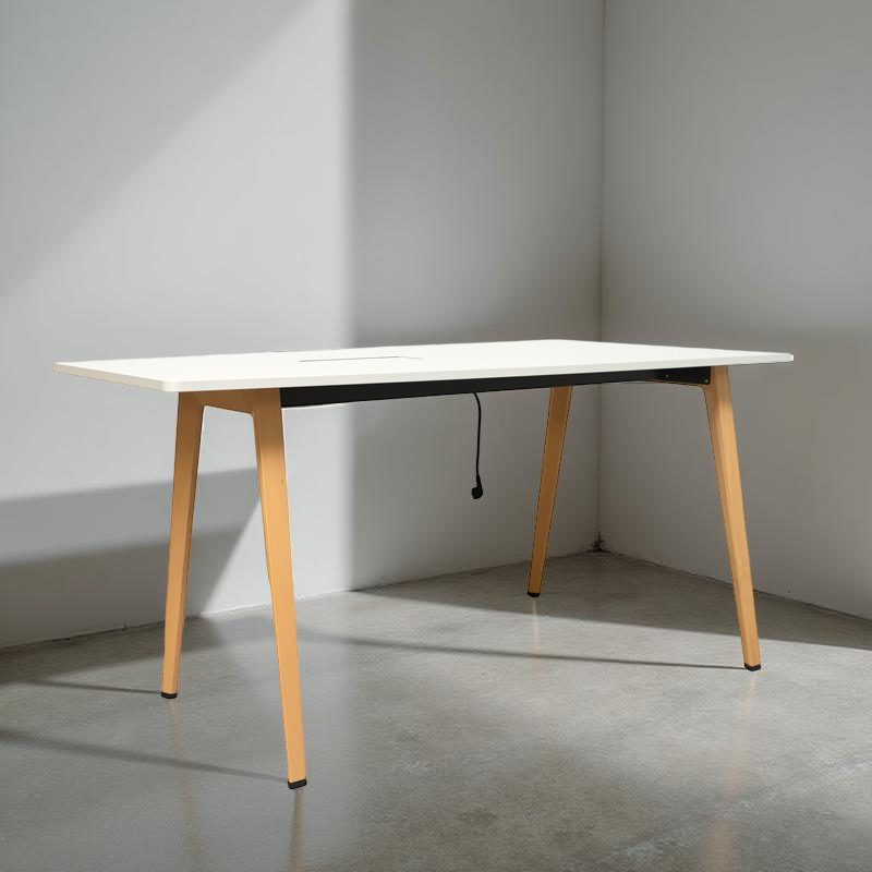 Mesa Alta Blanca para Reuniones B-Free de Steelcase