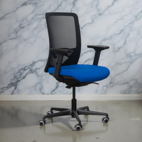 Silla Giratoria Oficina Respaldo Malla DUKE de Kunna - Montiel