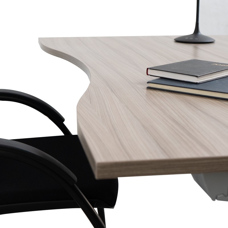 Mesa Oficina con Forma Curva Herman Miller - MONTIEL