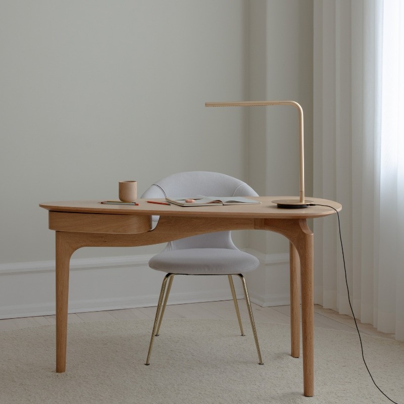 Duende Desk de Umage | Escritorio de diseño de acabado oak