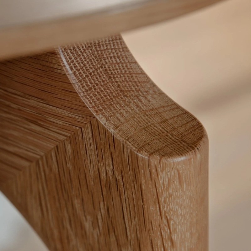 Duende Desk de Umage | Escritorio de diseño de acabado oak