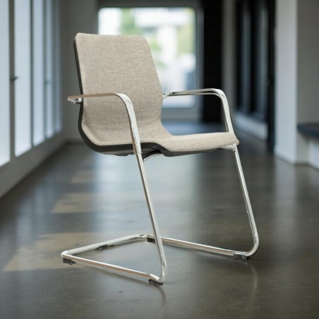 Silla Confidente para Despachos Bros de Mobel Línea