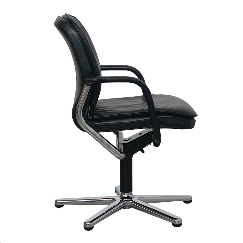 Silla Piel Negra con Asiento Giratorio de Wilkhahn - Montiel