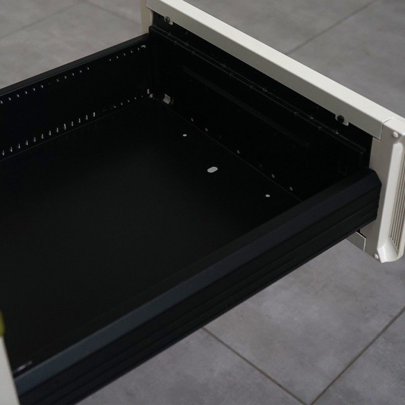 Cajonera Blanca Oficina Tapa Verde de Steelcase - Montiel