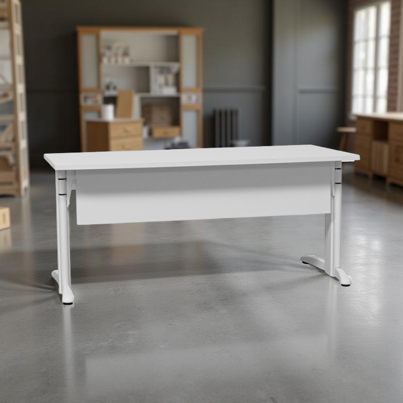 Mesa Doue Blanca Oficina con Faldón de Steelcase - Montiel
