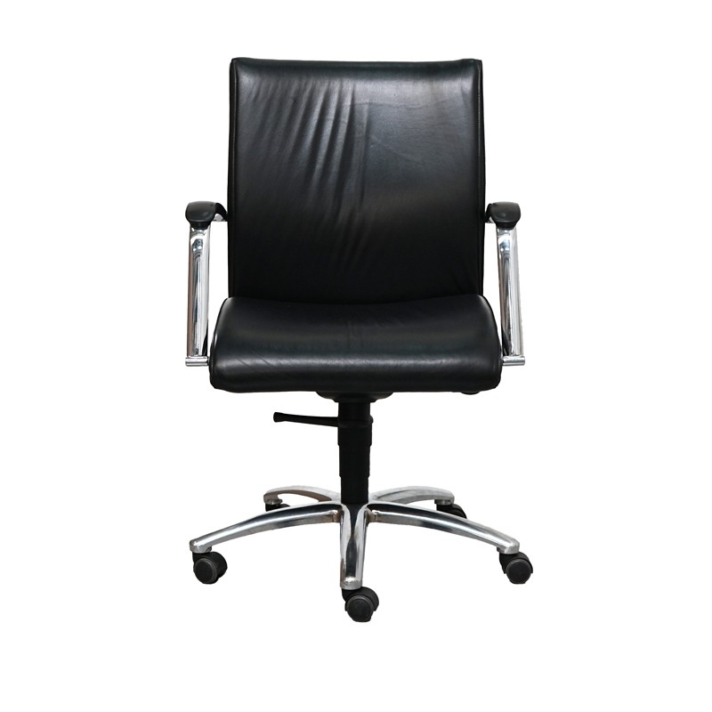 Sillón Giratorio Oficina Negro de Versoni - Montiel