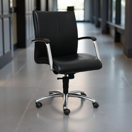 Sillón Giratorio Oficina Negro de Versoni - Montiel