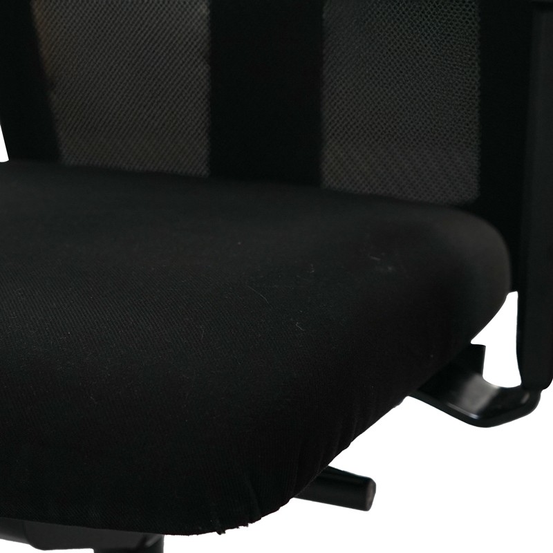 Silla Giratoria Ergonómica Elevable de Intersthul | Montiel