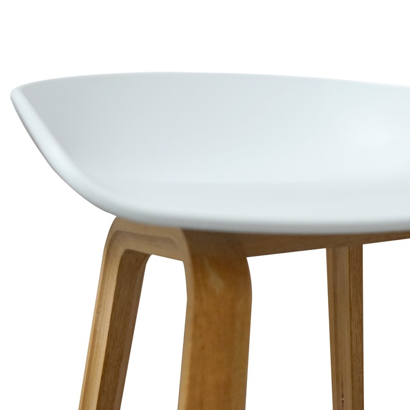 Taburete 4 Patas con Respaldo Bajo MM1710 | Montiel