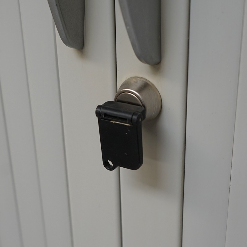 Armario Bajo con Leja Móvil de Steelcase - Montiel