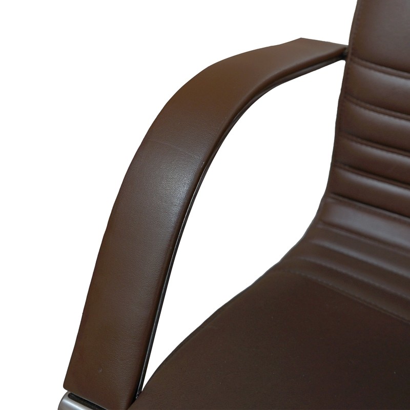 Sillón en Símil Piel Marrón Rocco de Franch - Montiel