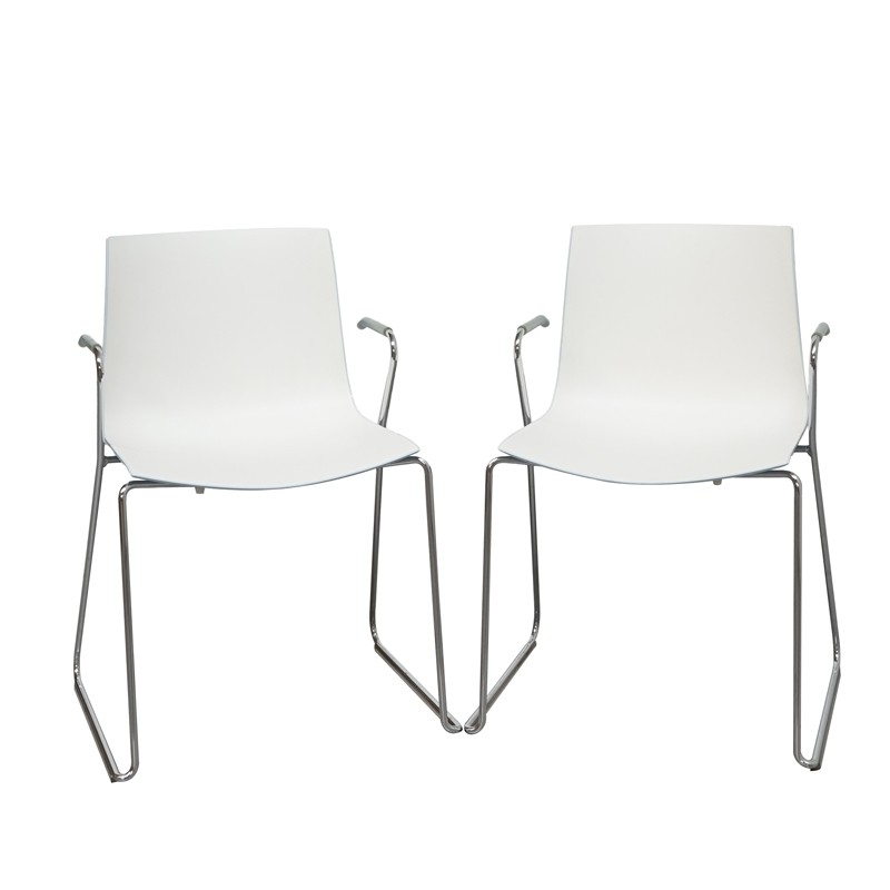 Silla Confidente Blanca Catifa de Arper - Montiel