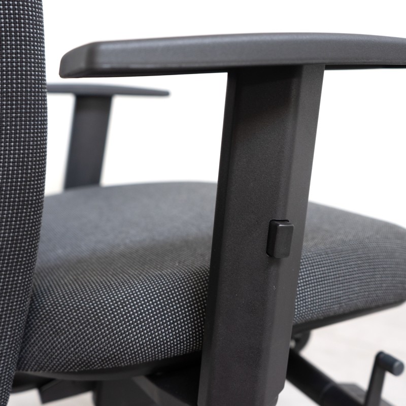 Silla Oficina Ergonómica Brazos 1D Kena de Dynamobel - Montiel