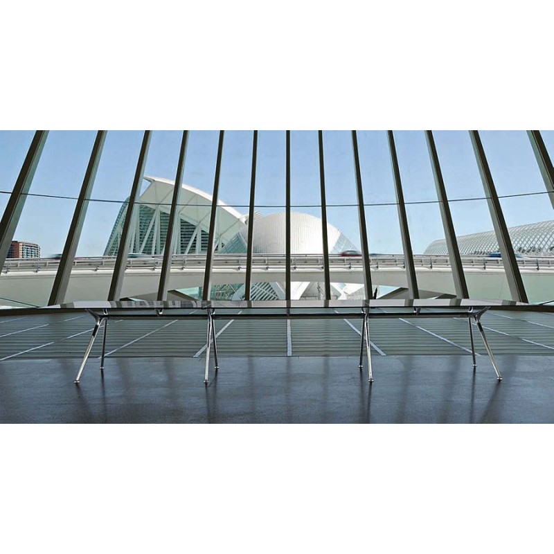 Mesas de Reunión ARKITEK de ACTIU con tablero de cristal blanco o translúcido